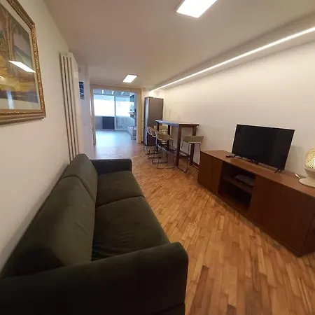 Dimora Emilia Лечче