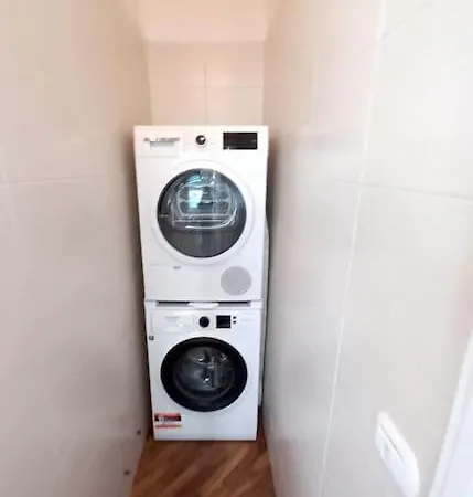 Dimora Emilia Apartament *