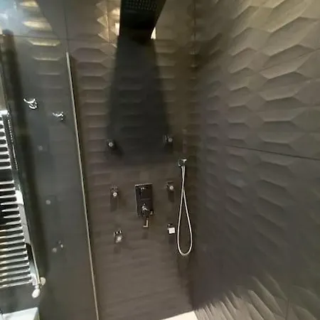 Dimora Emilia Apartment