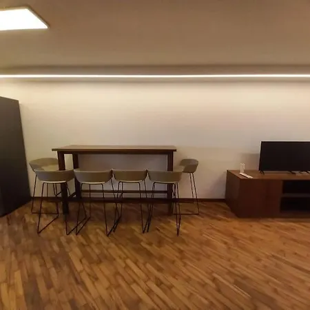 Dimora Emilia Apartment *