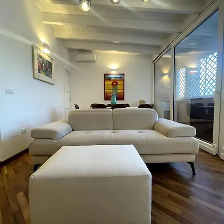 Dimora Emilia Apartment